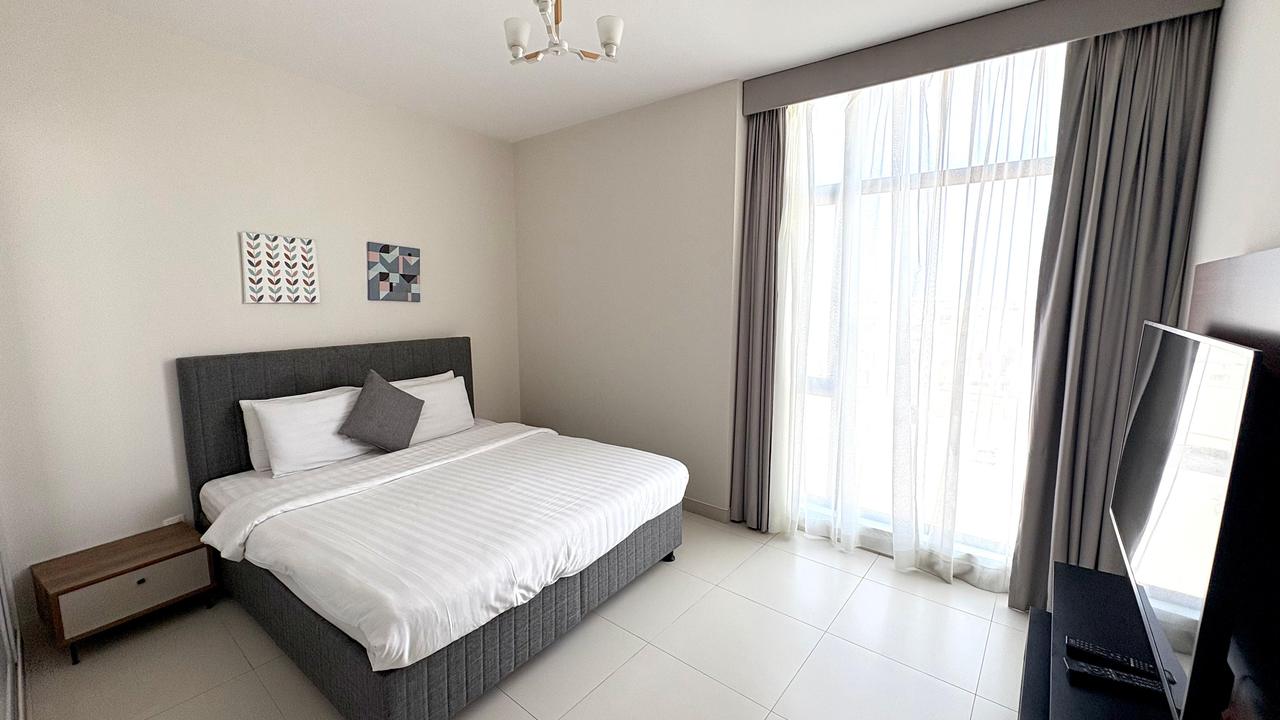 Two Bedroom Apartment with Three Bathrooms