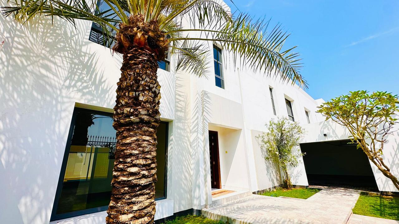 Four Bedroom Villa with Private Pool and Garden