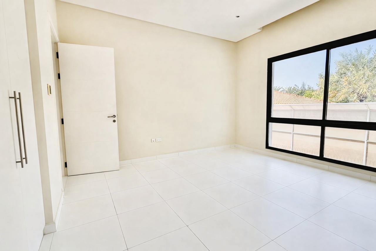 Four Bedroom Villa with Private Pool and Garden