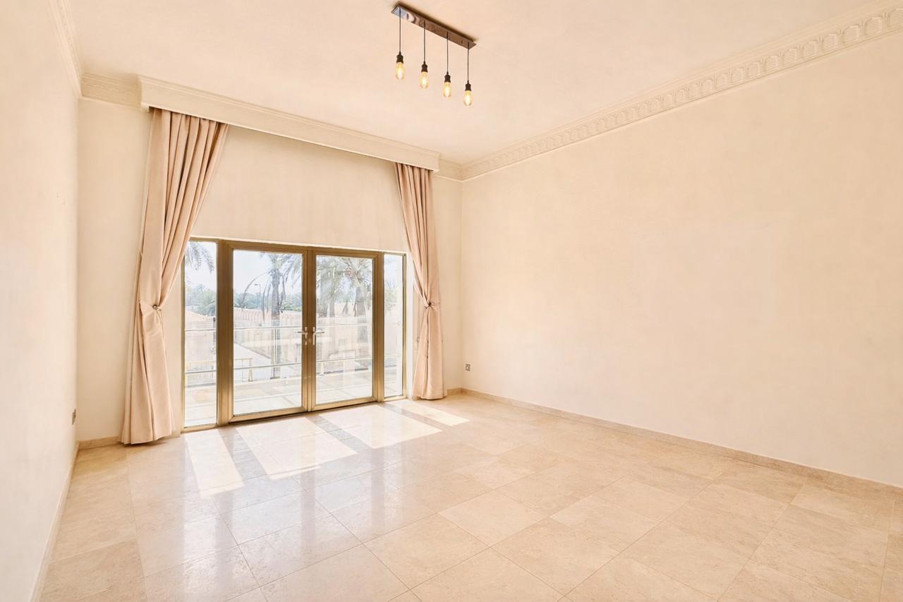 2 Bedroom Apartment with Pool and Gym