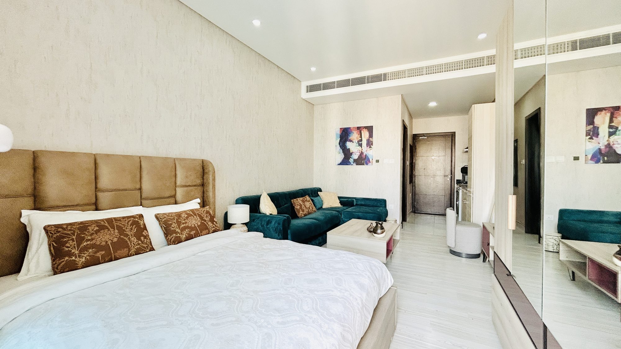 Fully-Furnished Studio Apartment with Balcony