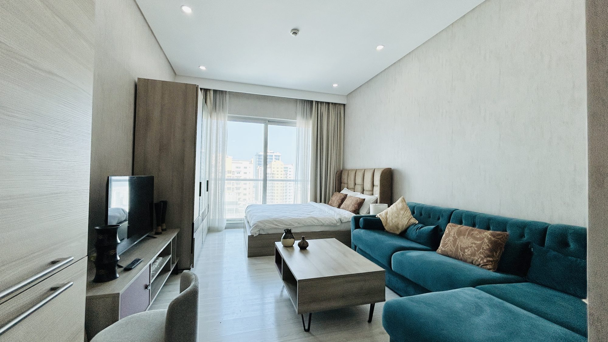 Fully-Furnished Studio Apartment with Balcony