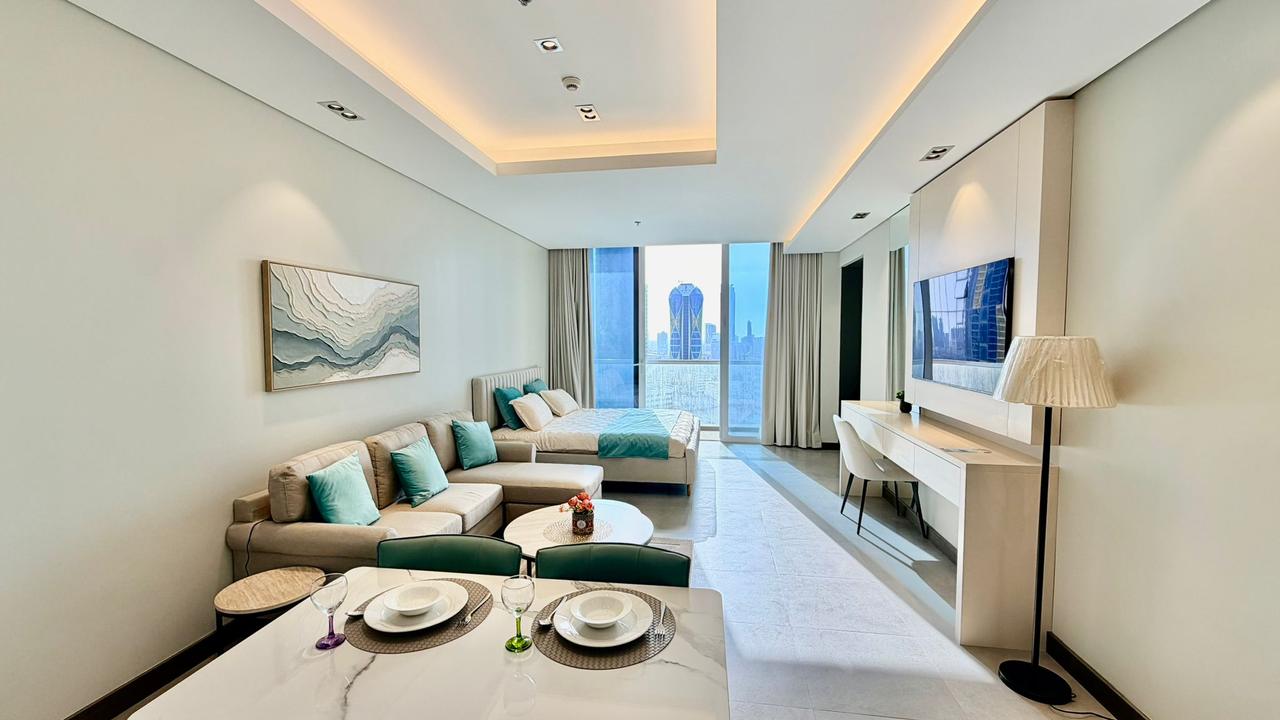 1 Bedroom Apartment with Covered Parking