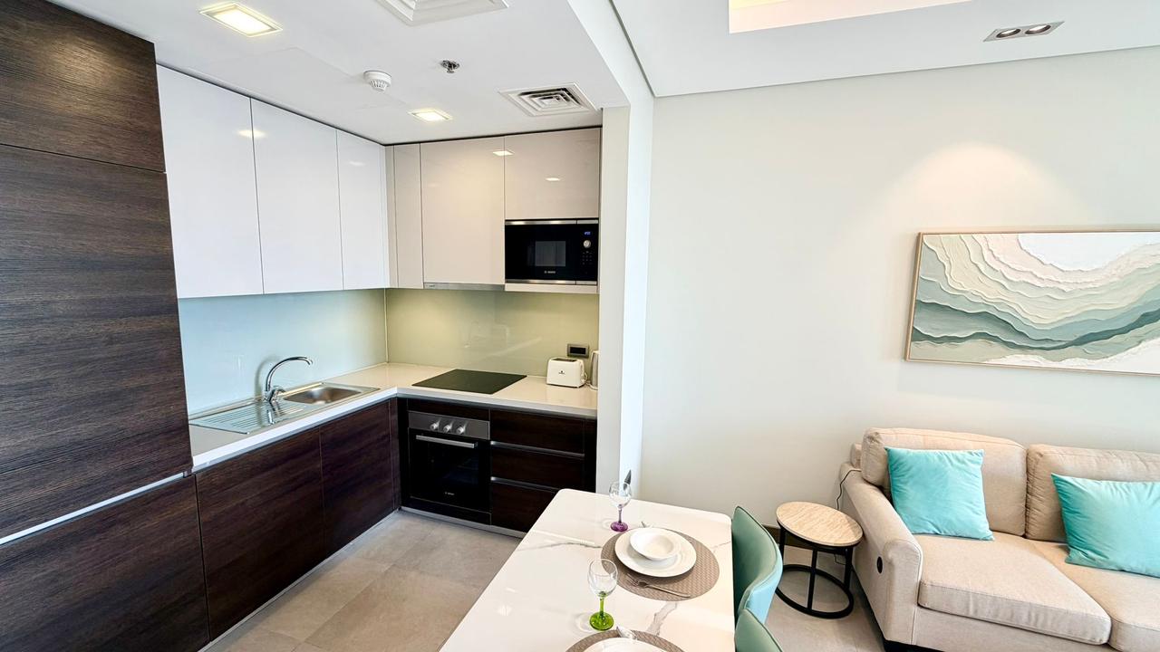 1 Bedroom Apartment with Covered Parking