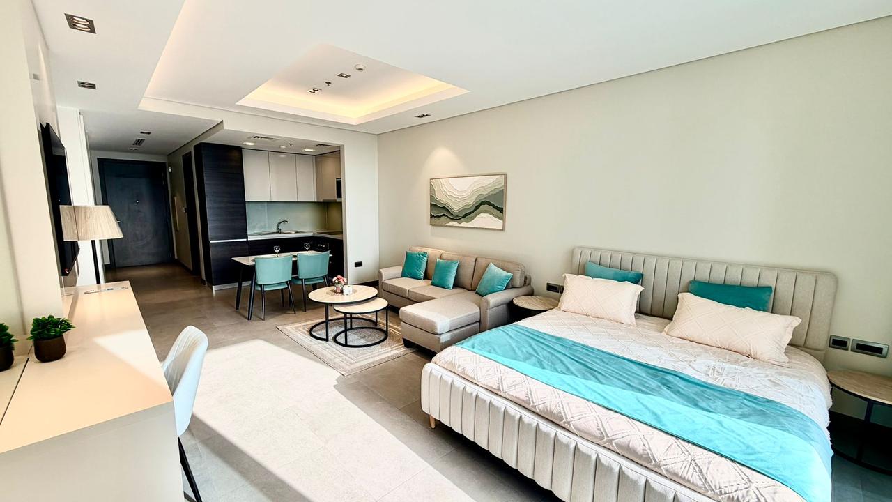 1 Bedroom Apartment with Covered Parking