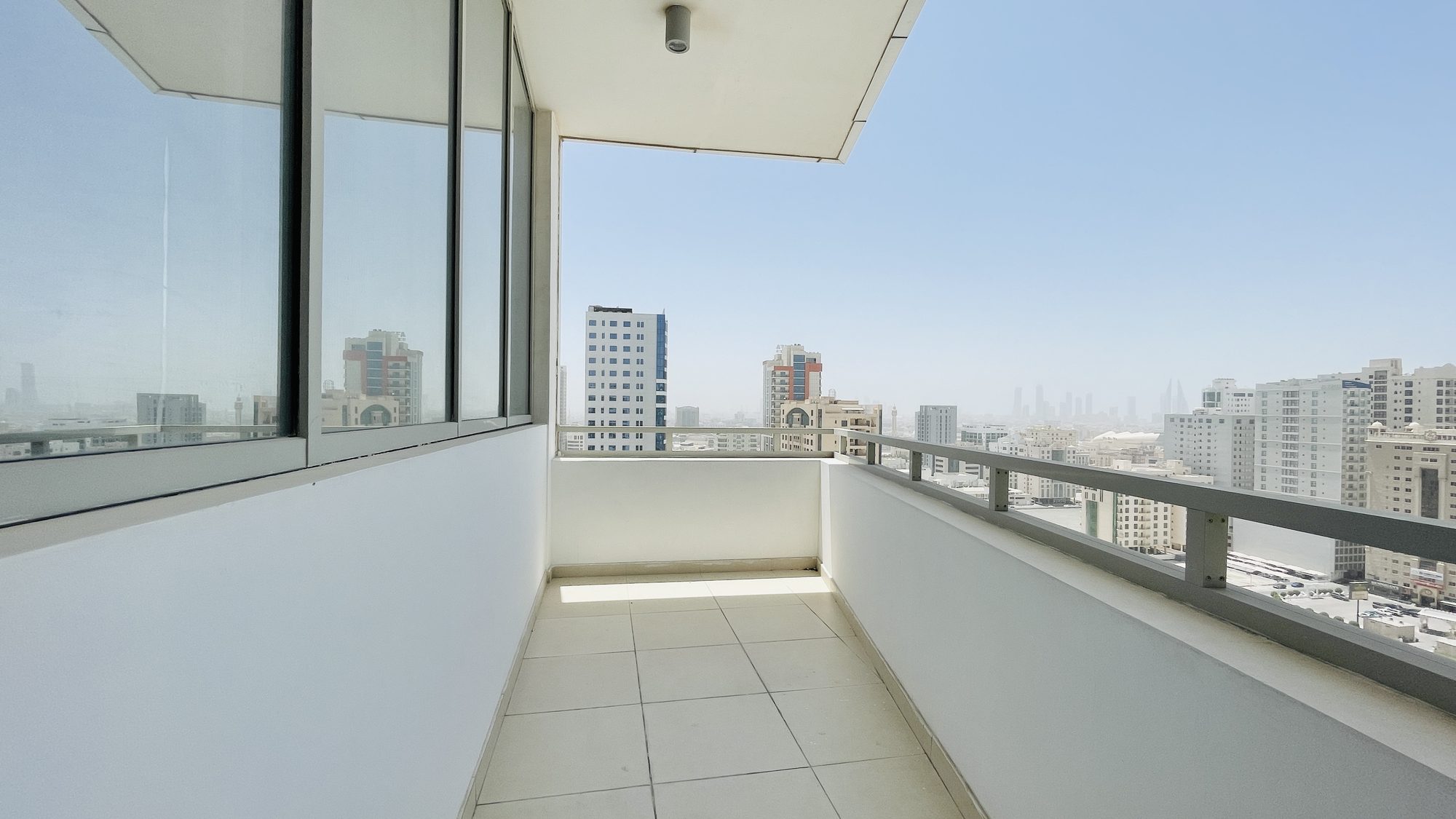 Three-Bedroom Apartment with Four Bathrooms