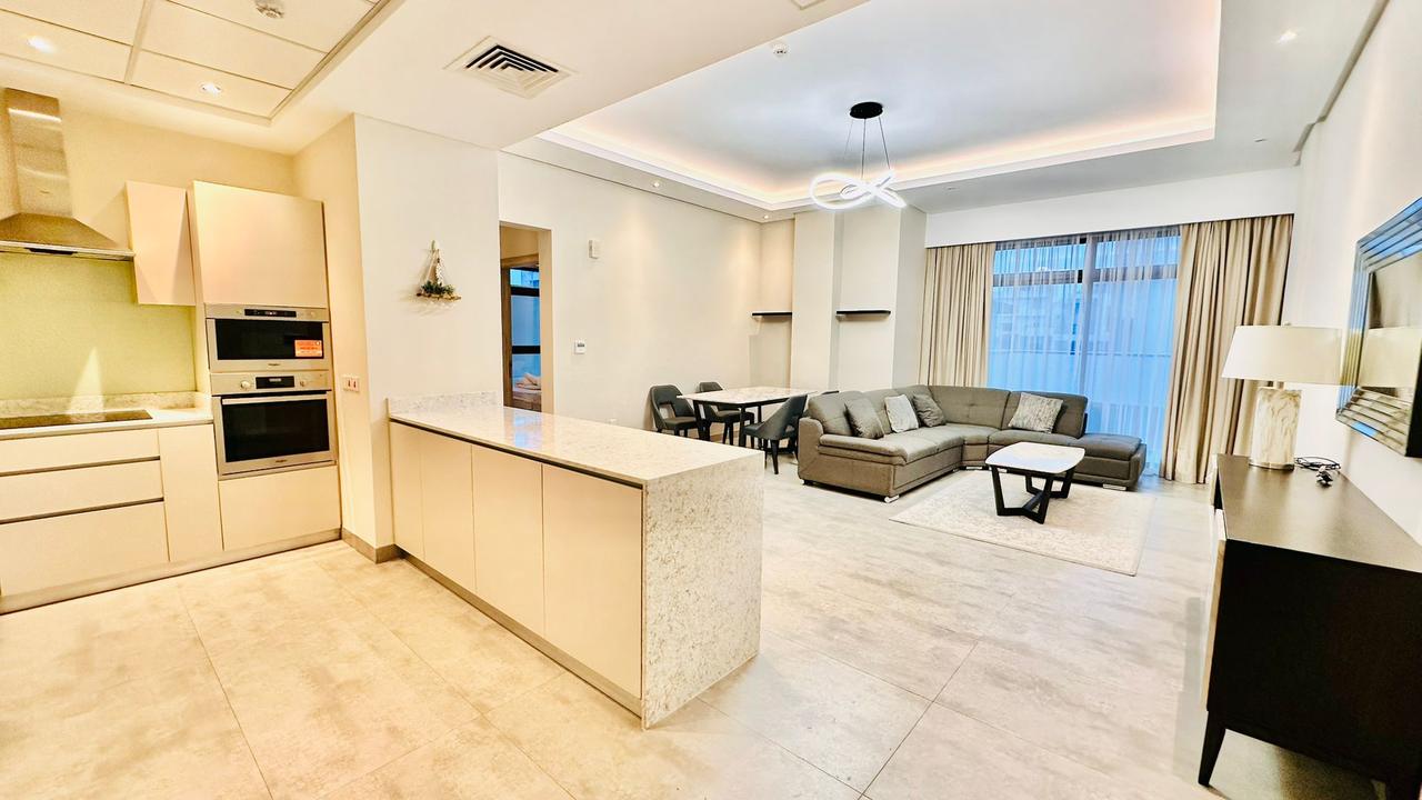 2 Bedroom Apartment with Pool and Gym Access