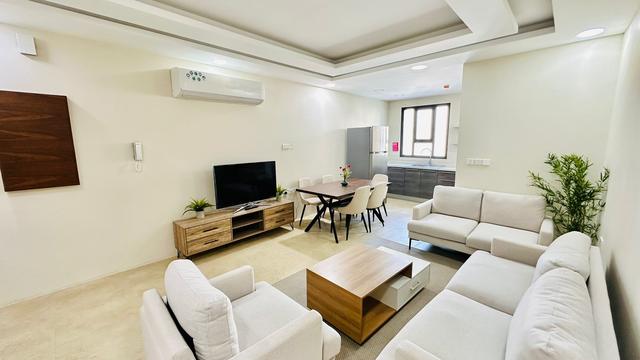 Three Bedroom Apartment, 160sqm, Central A/C
