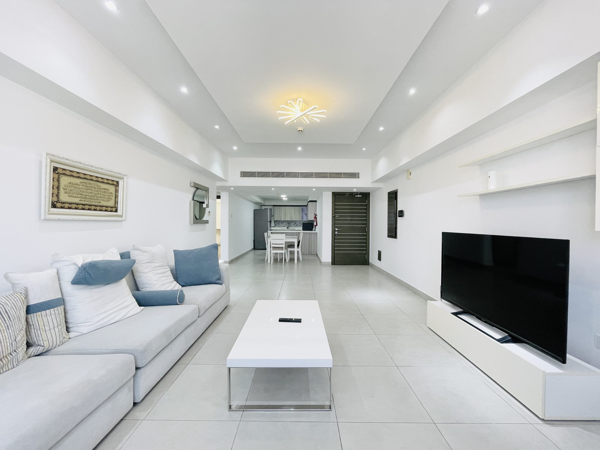 Two-Bedroom Apartment with Balcony and Pool