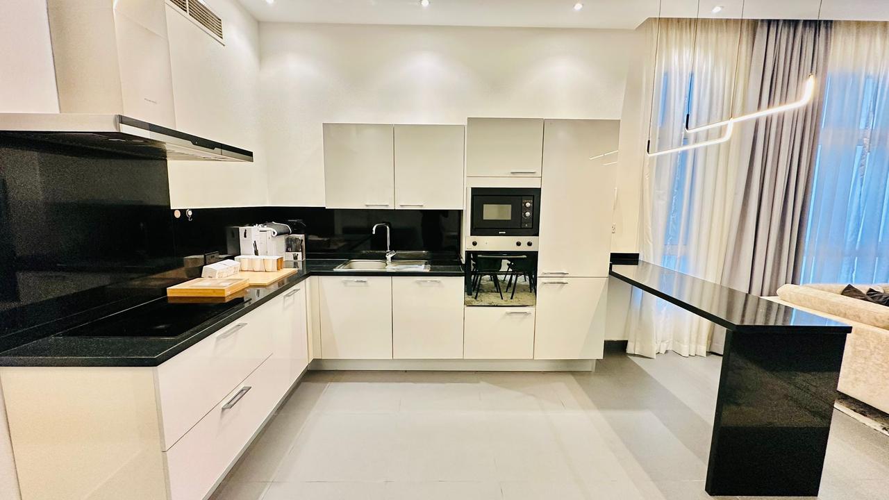 Two-Bedroom Apartment with Gym and Parking