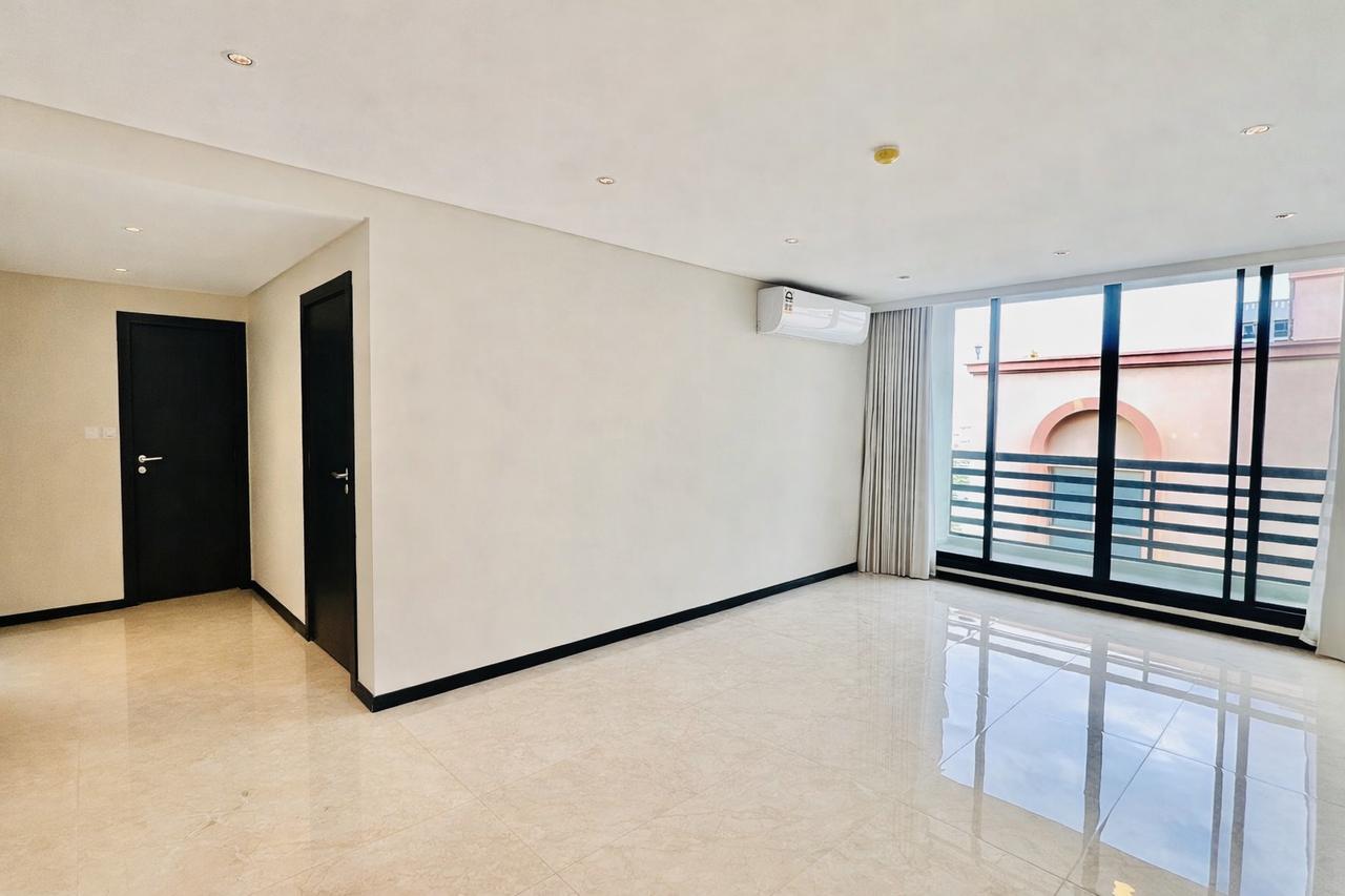 Two Bedroom Apartment with Pool Access