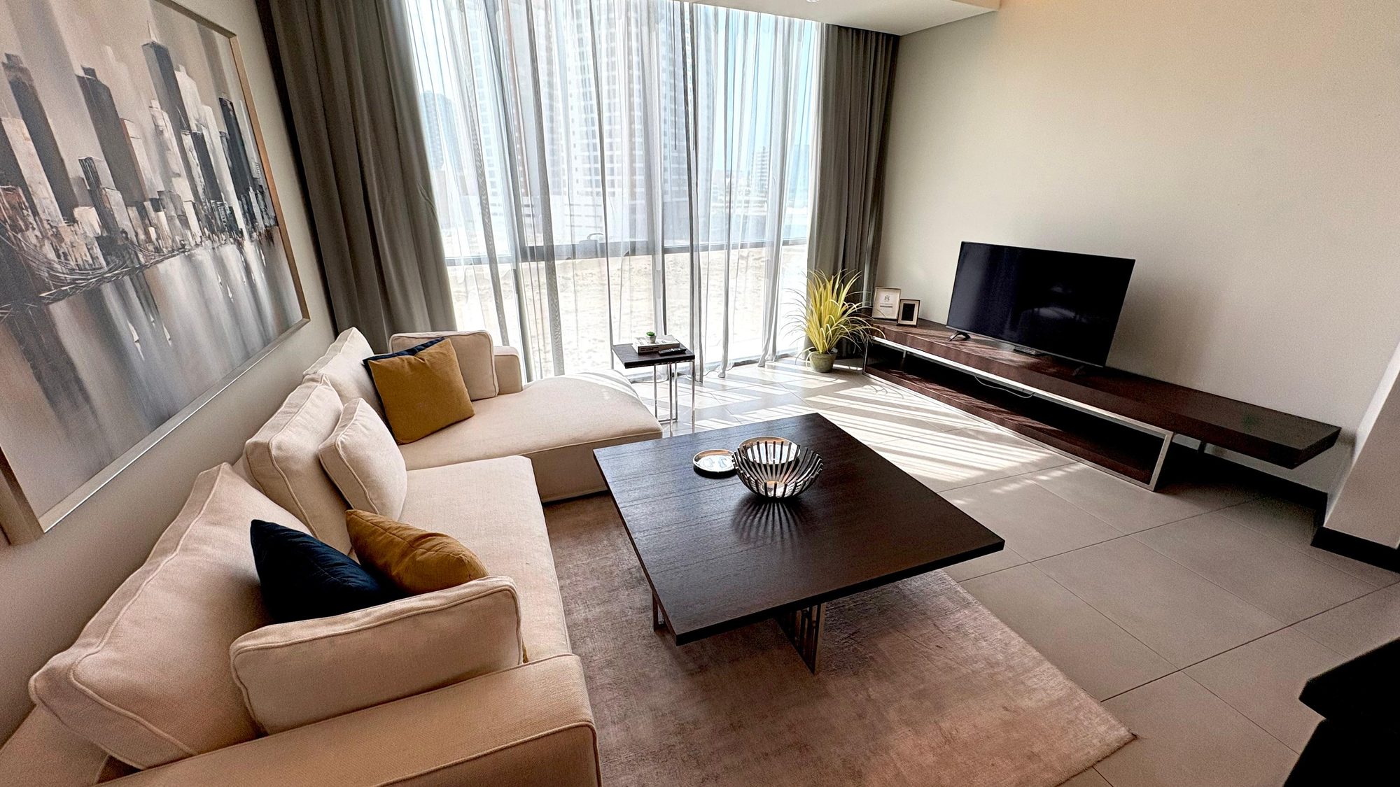 One Bedroom Apartment with Dual Bathrooms