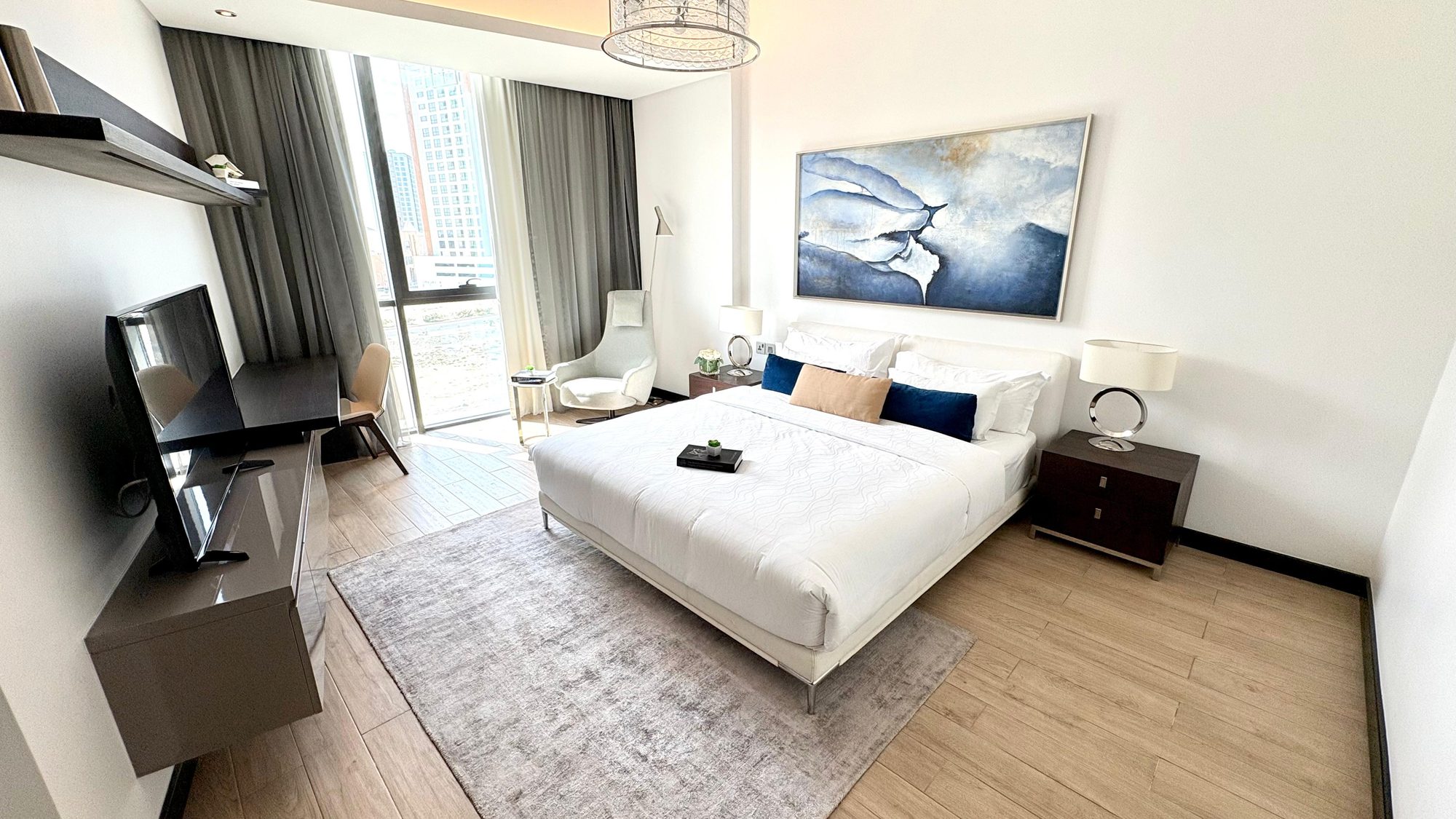 One Bedroom Apartment with Dual Bathrooms