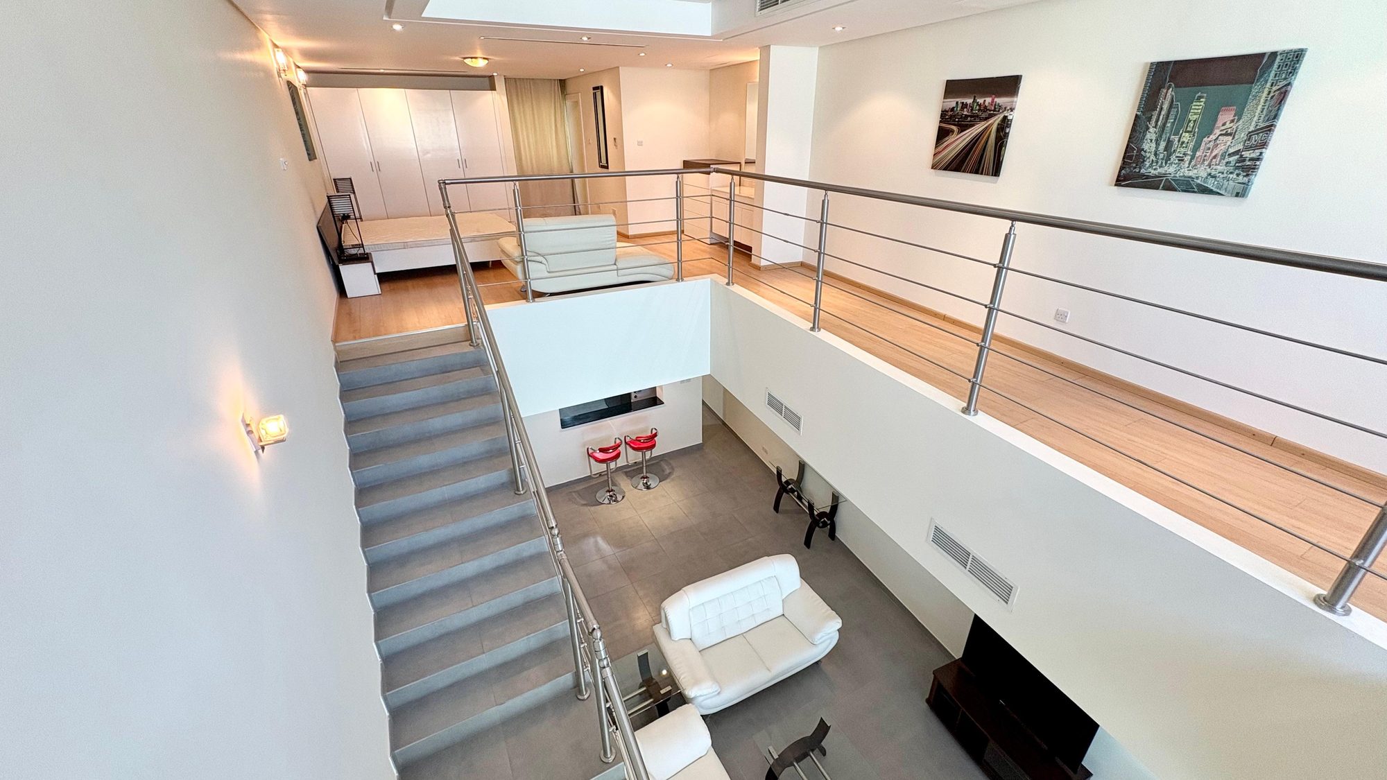 One-Bedroom Duplex with Dual Bathrooms