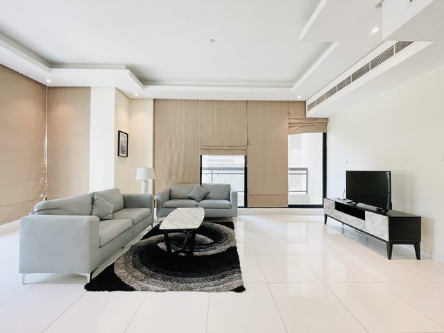 Two-Bedroom Apartment with Balcony and Pool Access