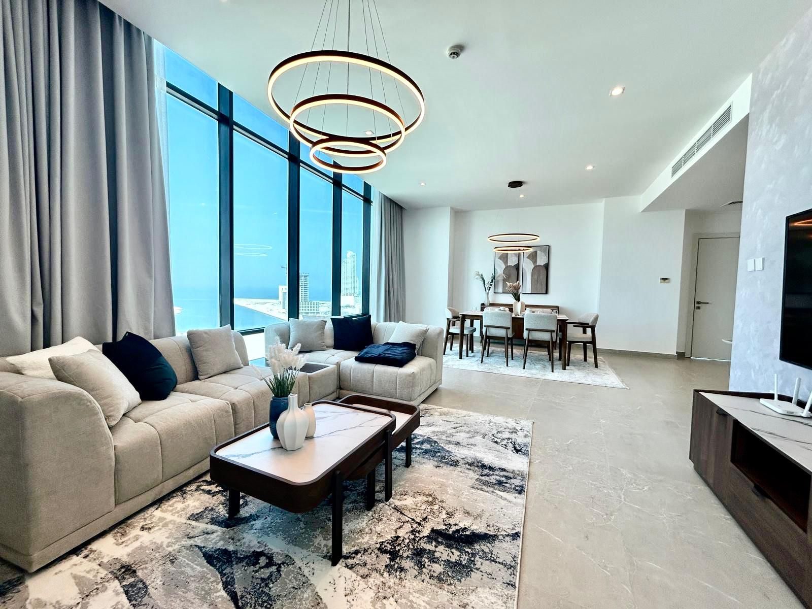 Two-Bedroom Apartment with Pool and Gym