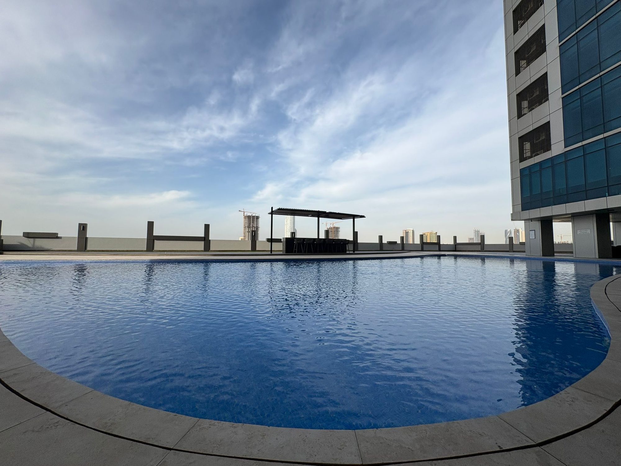 Two-Bedroom Apartment with Pool and Gym