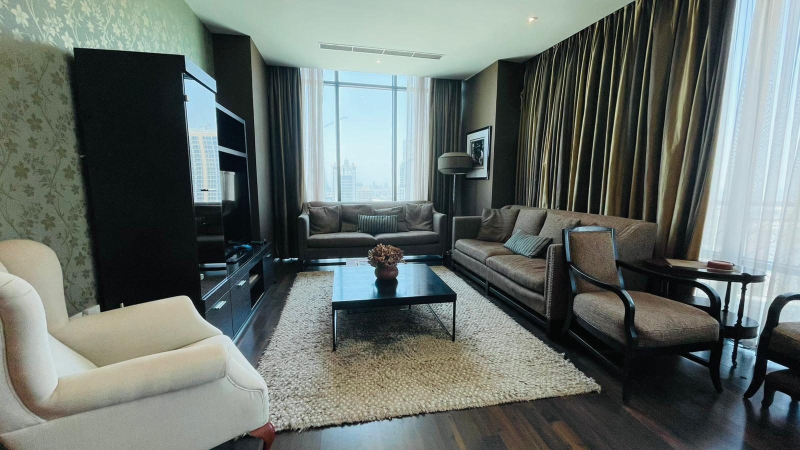 3-Bedroom Apartment with Water Views, 176sqm