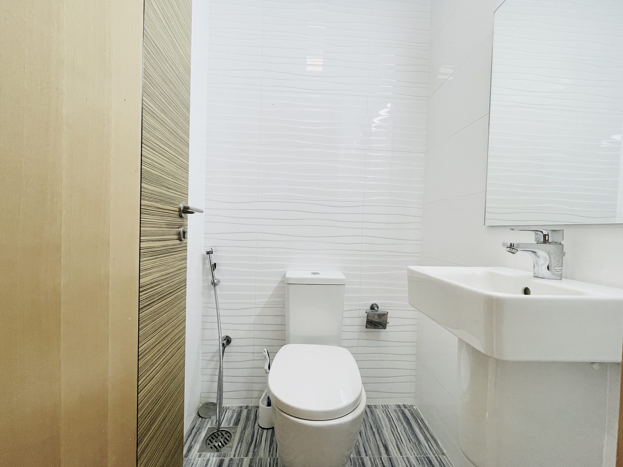 Two-Bedroom Apartment with Three Bathrooms