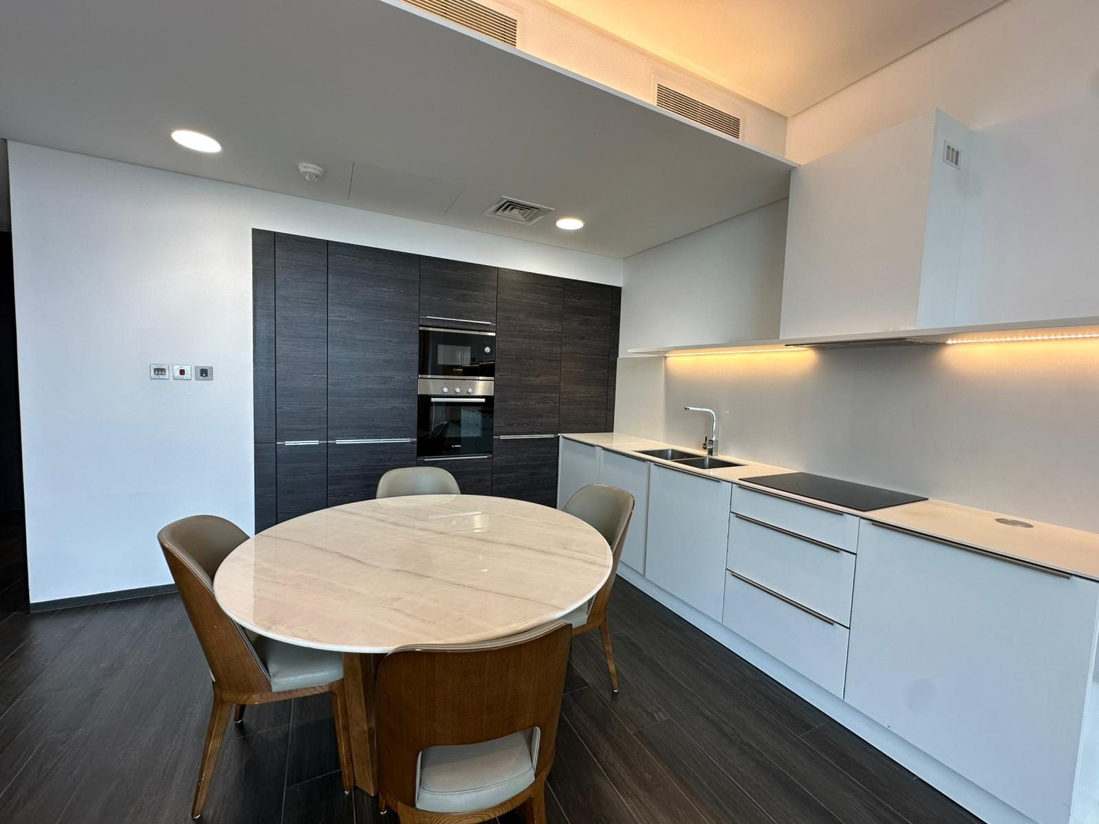 Two-Bedroom Apartment with Shared Pool and Gym
