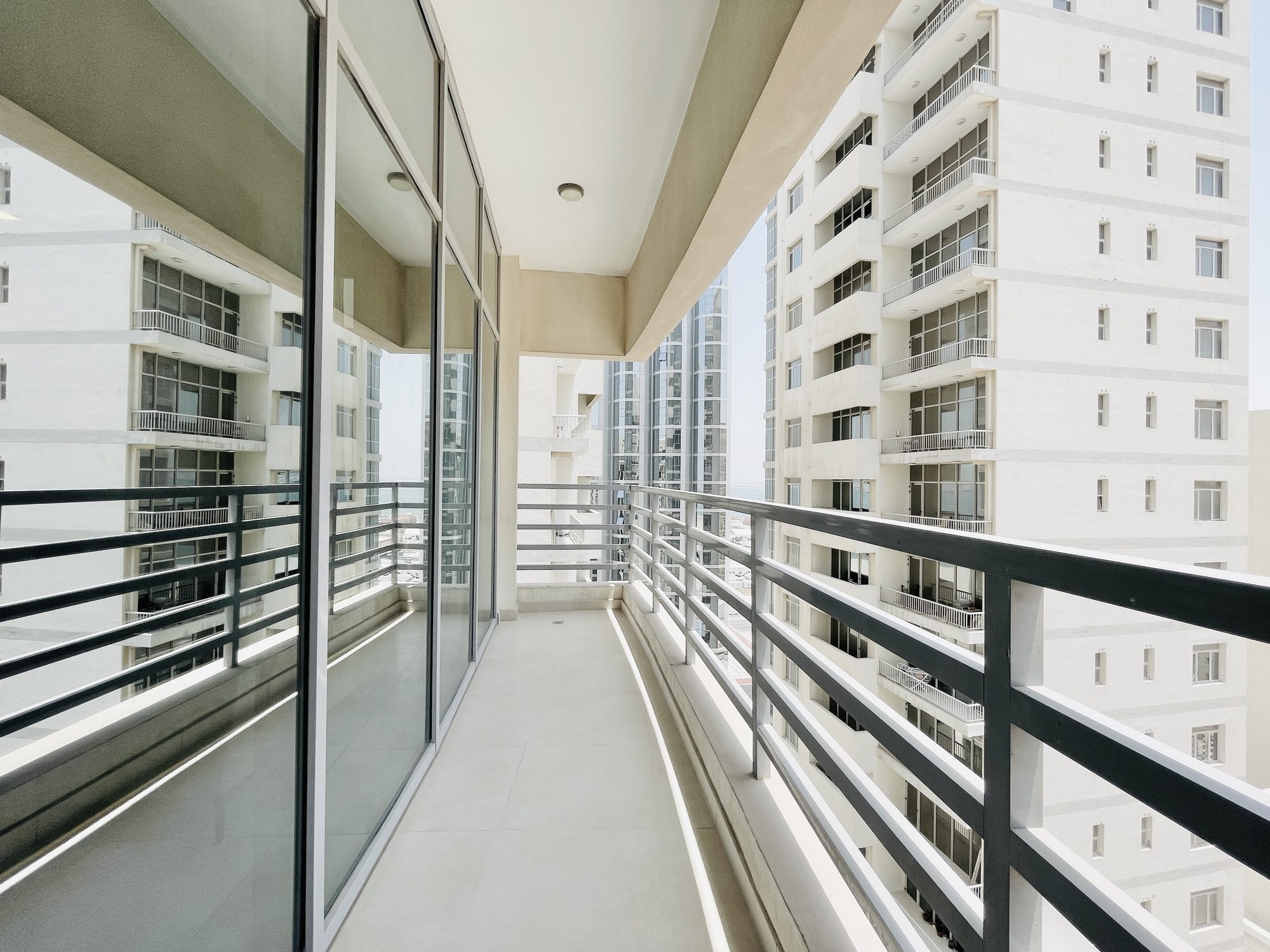 Two-Bedroom Apartment with Balcony and Pool