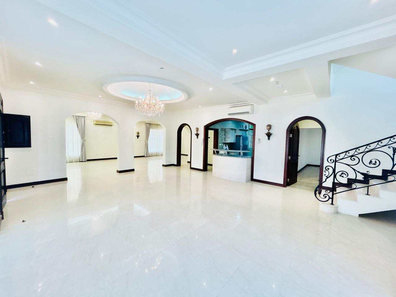 Six Bedroom Villa with Private Pool