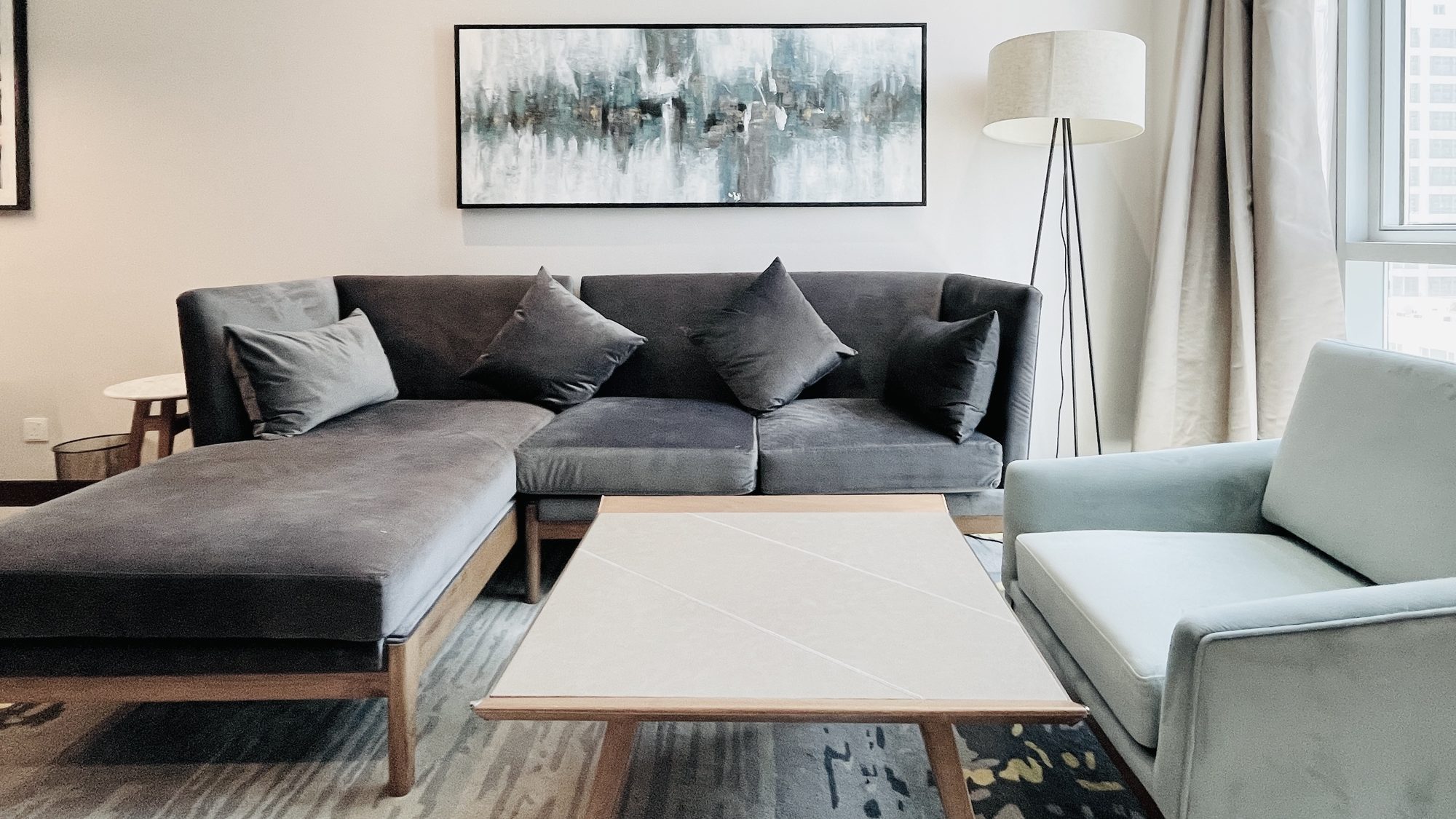 Two-Bedroom Apartment with Pool and Gym