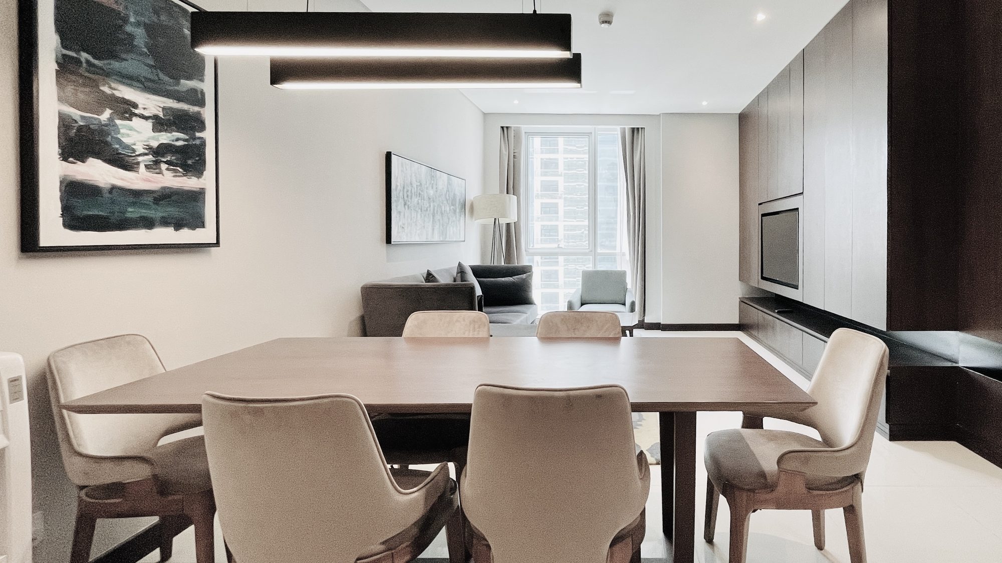 Two-Bedroom Apartment with Pool and Gym