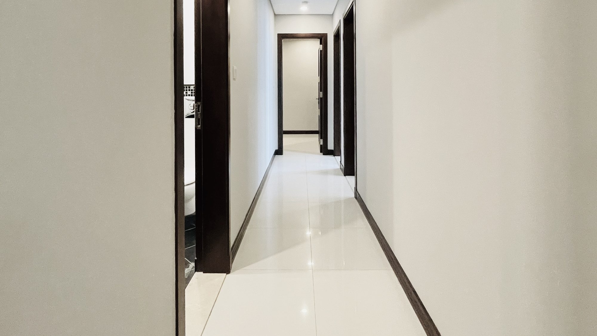 Two-Bedroom Apartment with Pool and Gym
