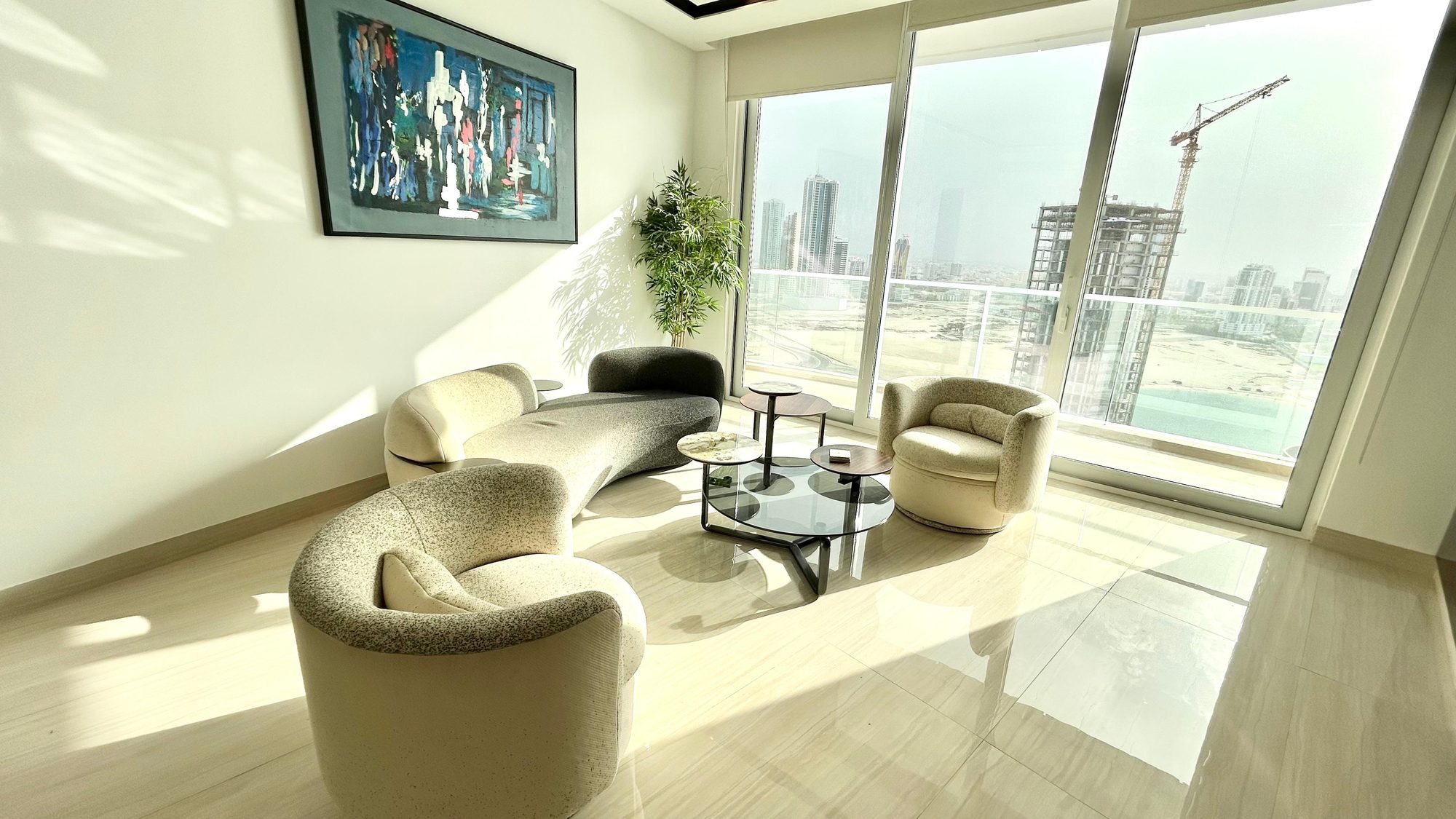 One Bedroom Apartment with Pool and Gym