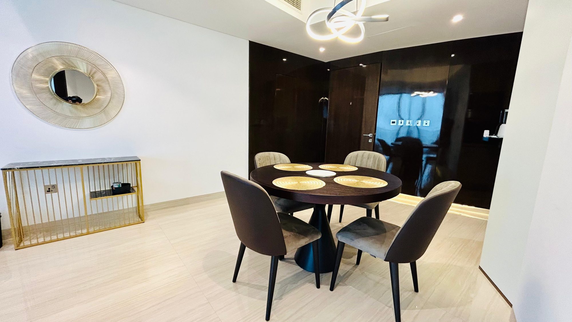 One-Bedroom Apartment with Shared Facilities