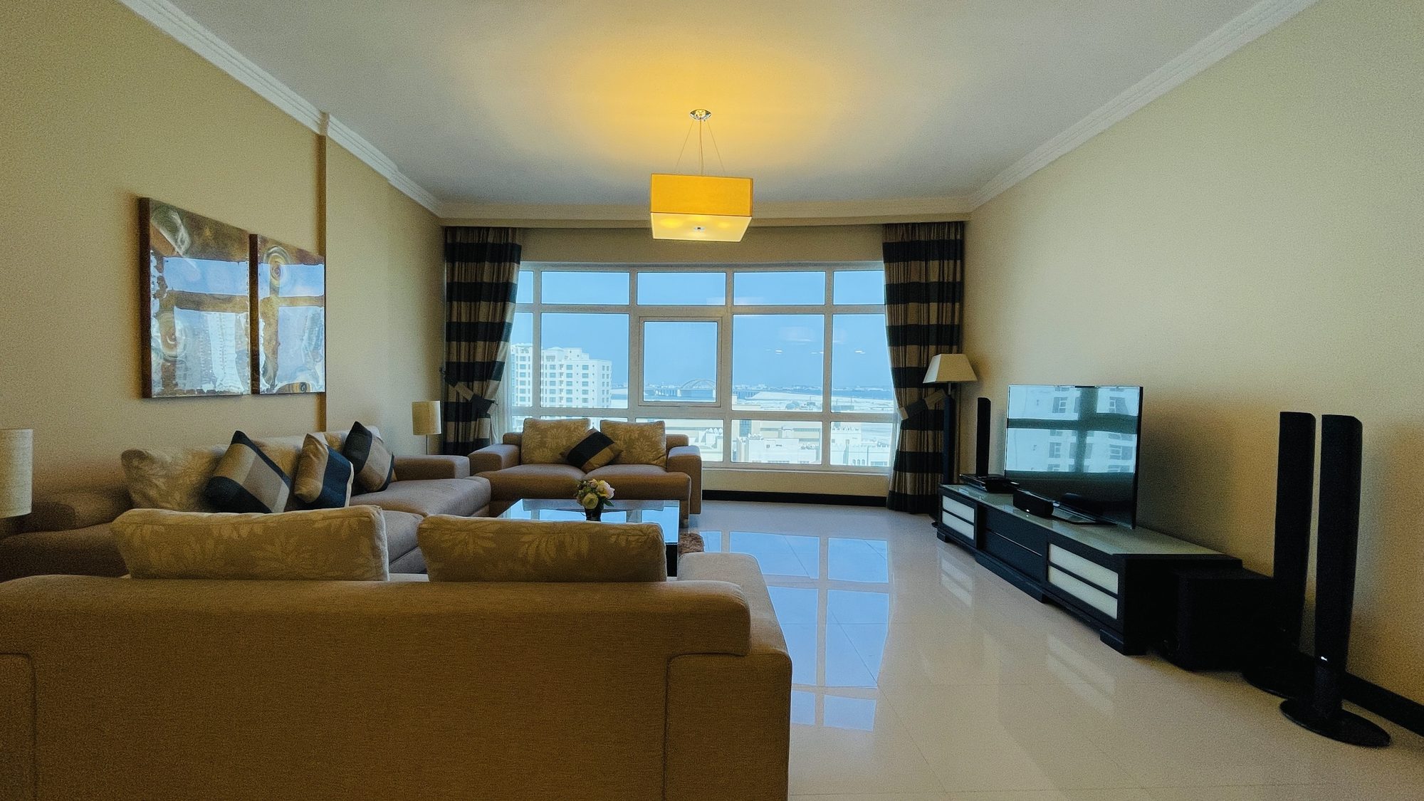 Two-Bedroom Apartment with Pool and Gym