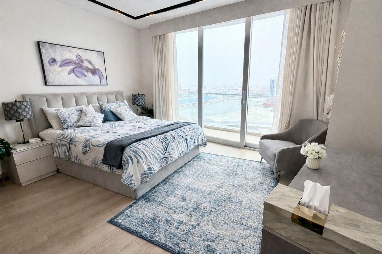 2-Bed Apartment with Balcony and Pool Access