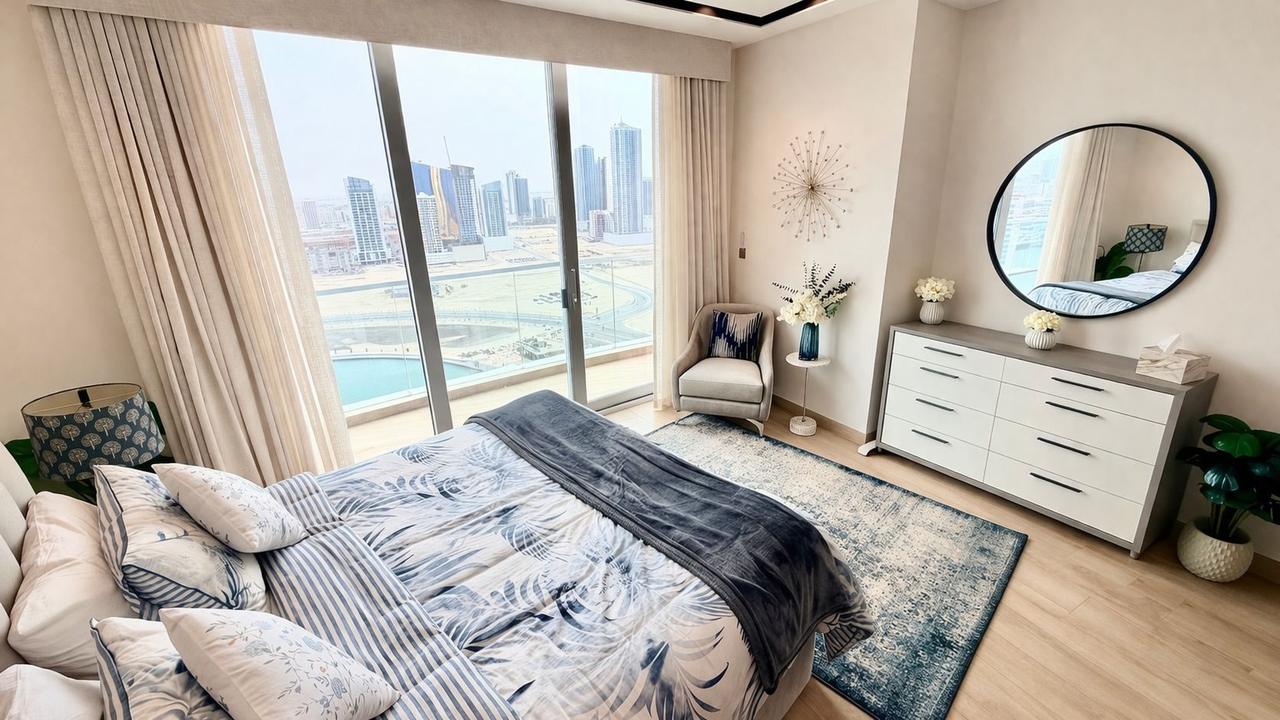 2-Bed Apartment with Balcony and Pool Access