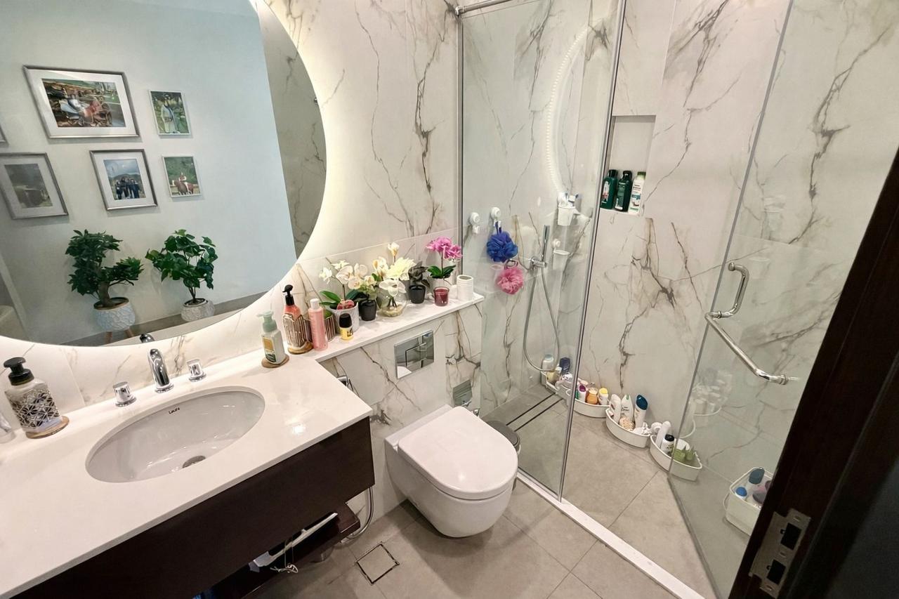 2-Bed Apartment with Balcony and Pool Access