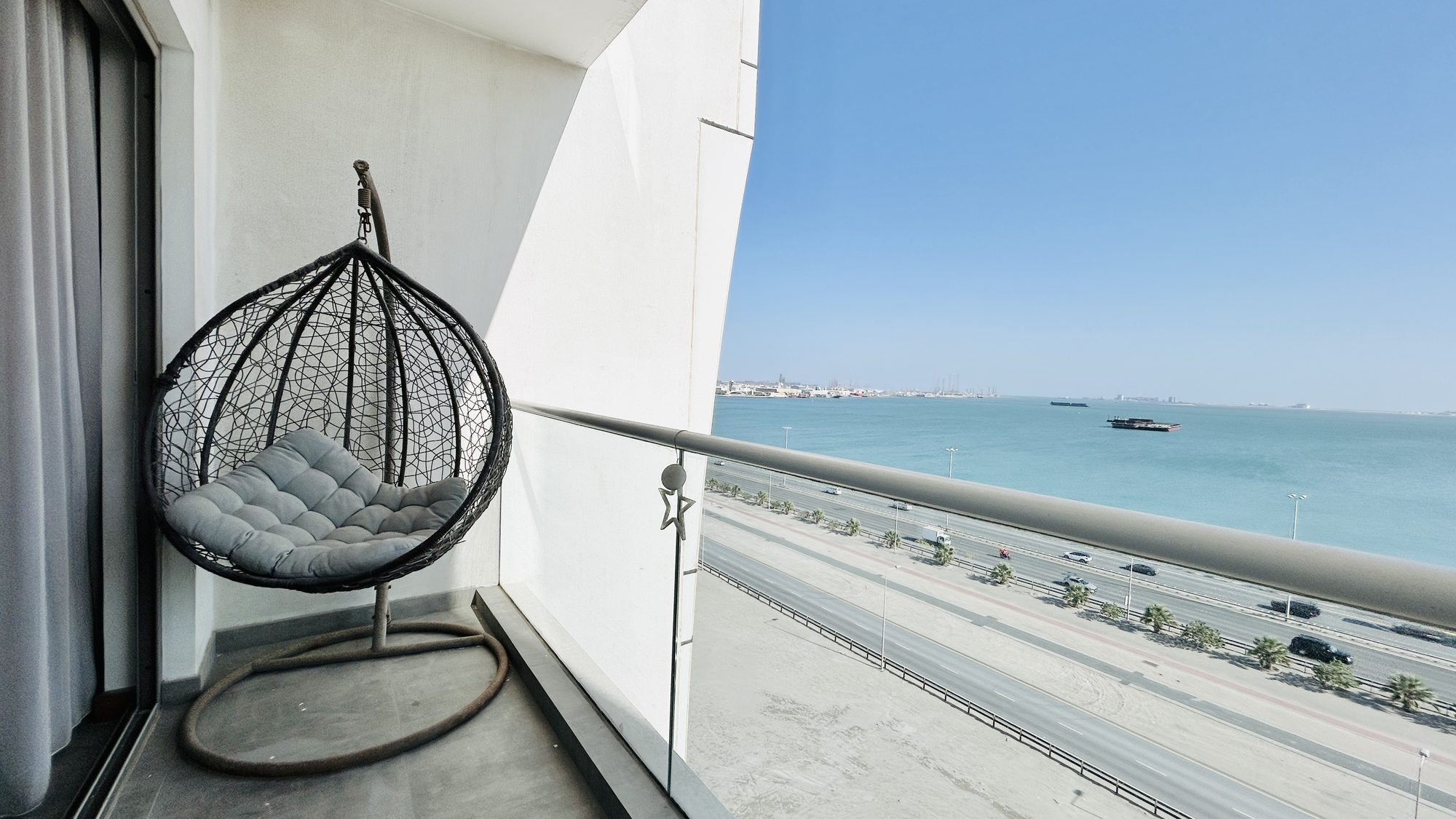 One-Bedroom Apartment with Water Views