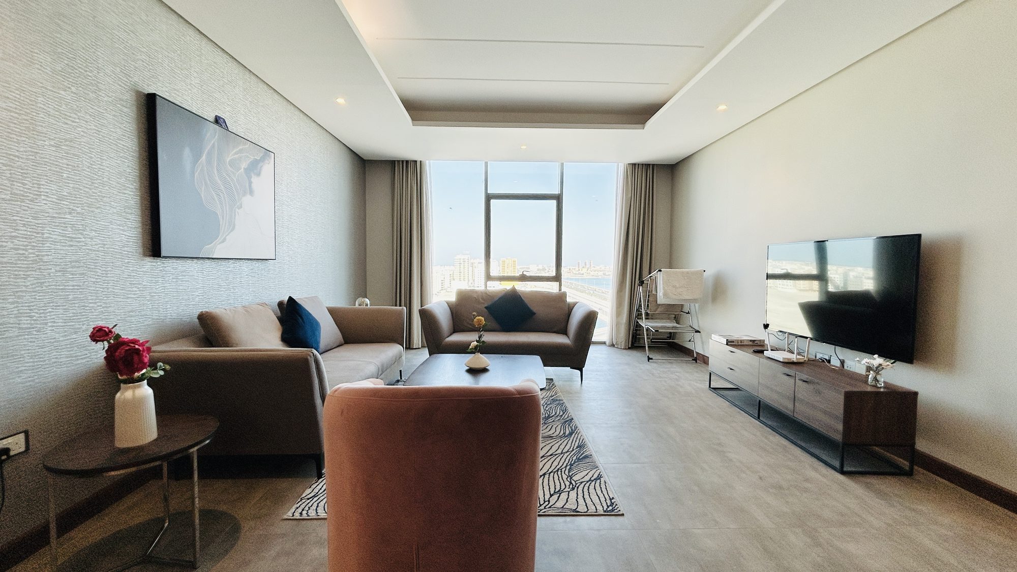 Two-Bedroom Apartment with Pool and Spa