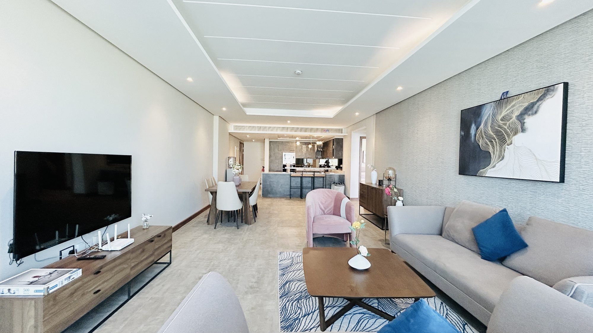 Two-Bedroom Apartment with Pool and Spa