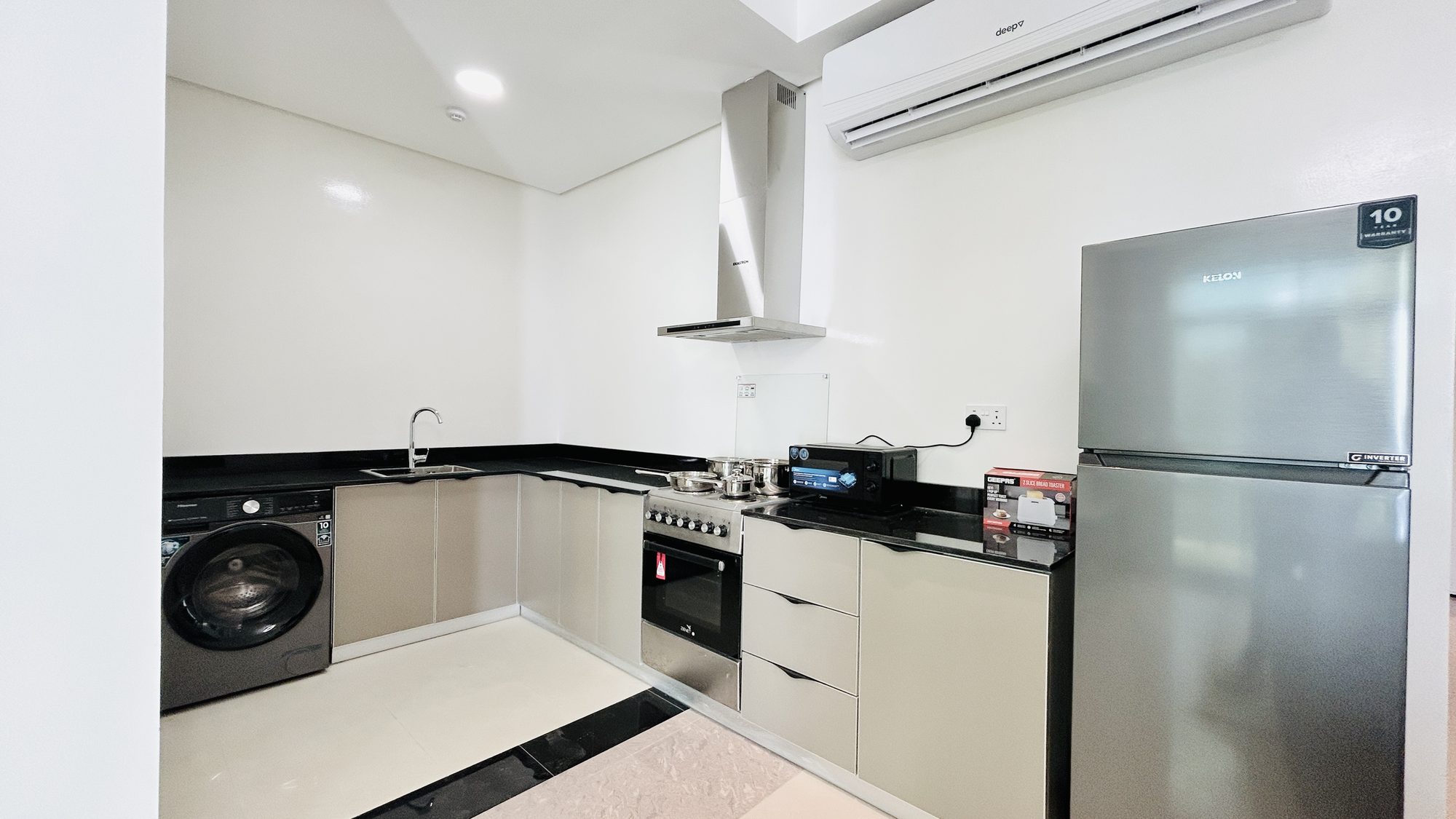 One-Bedroom Apartment with Balcony and Parking