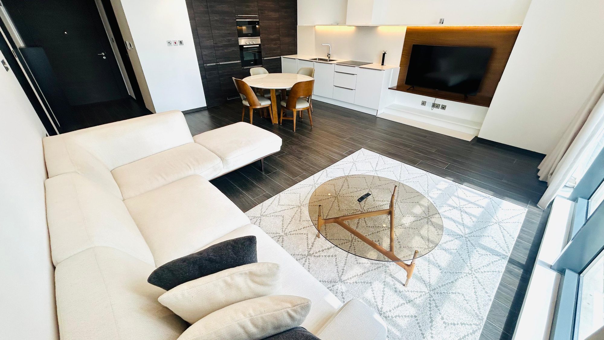 One Bedroom Apartment with Two Bathrooms