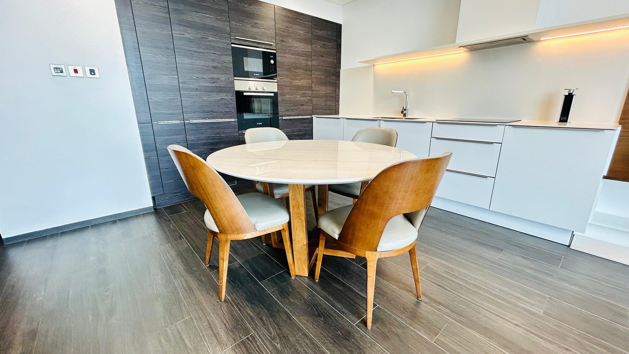One Bedroom Apartment with Two Bathrooms