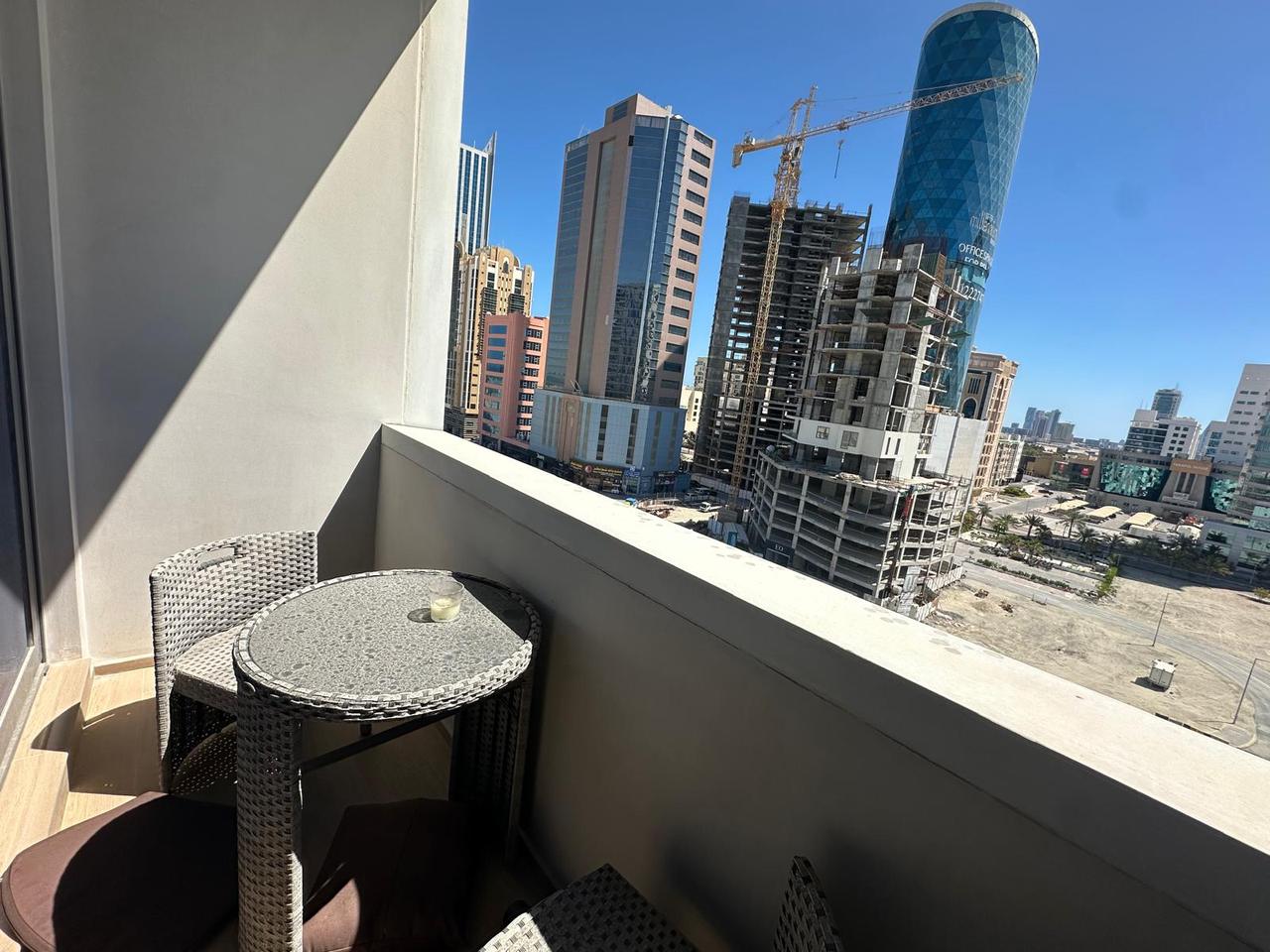 One Bedroom Apartment with Dual Bathrooms