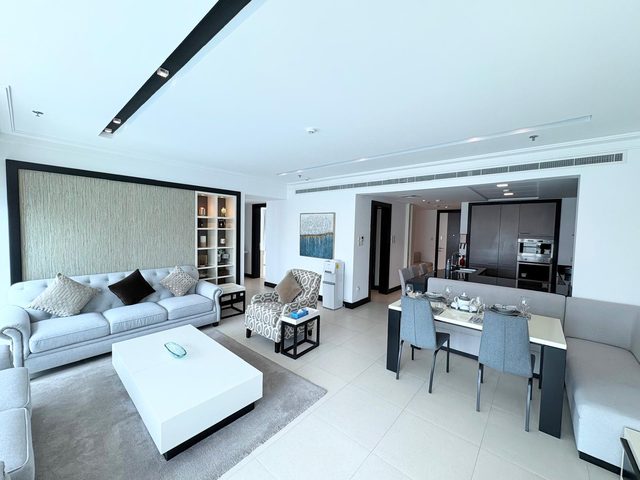 2 Bedroom Apartment with Water Views