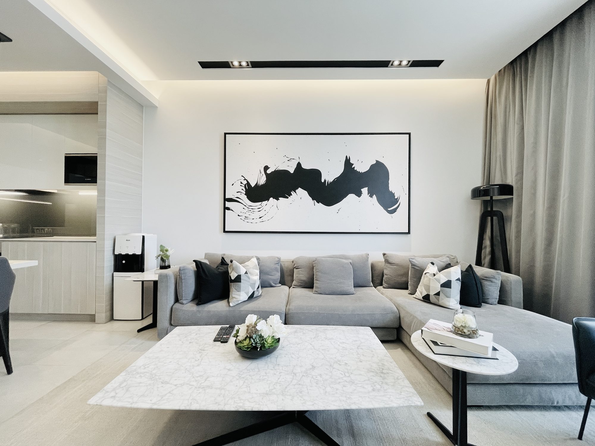 One-Bedroom Apartment with Water Views