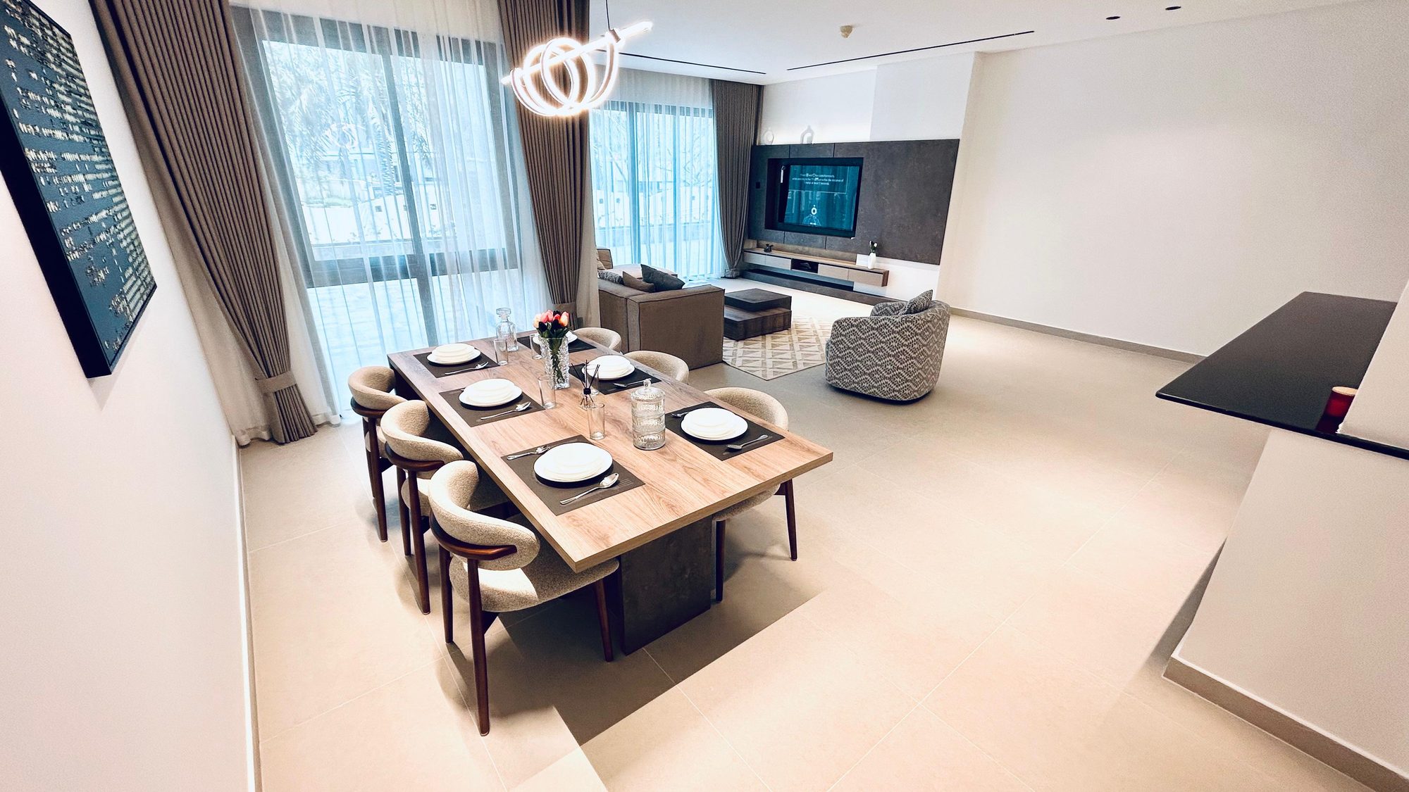 Two-Bedroom Fully-Furnished Apartment, 258 Sqm