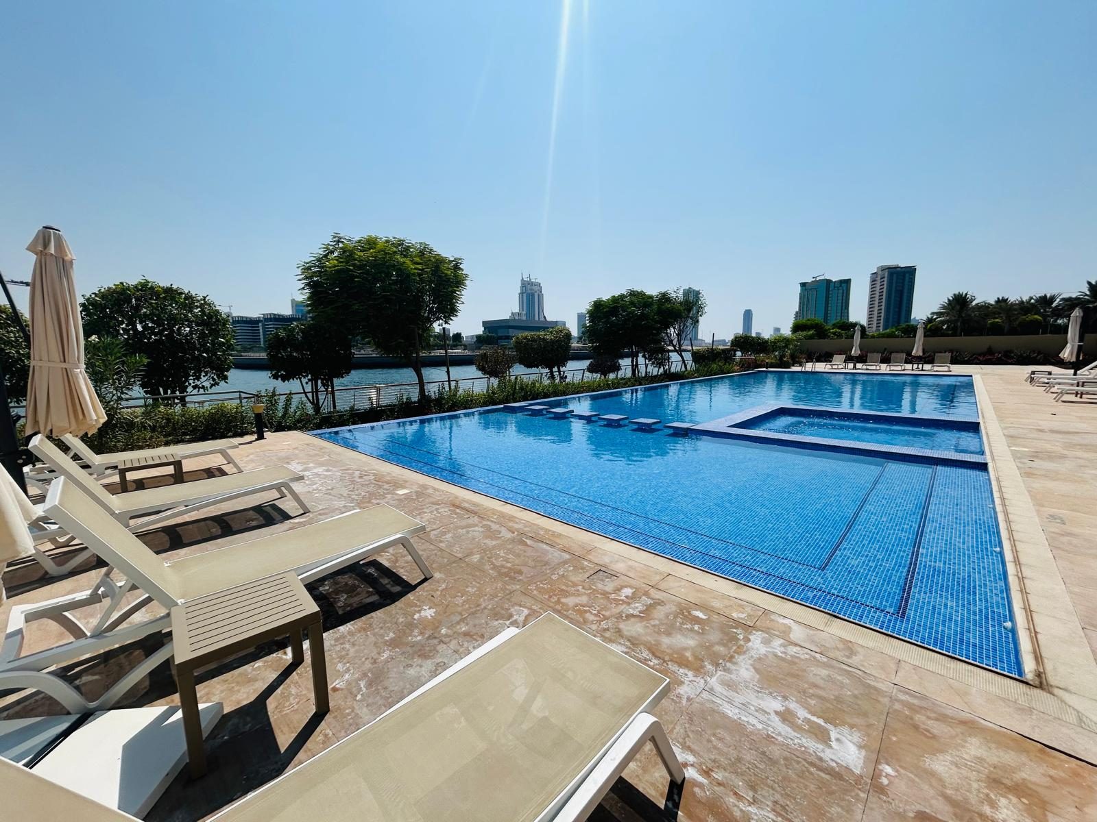 One-Bedroom Apartment with Water Views