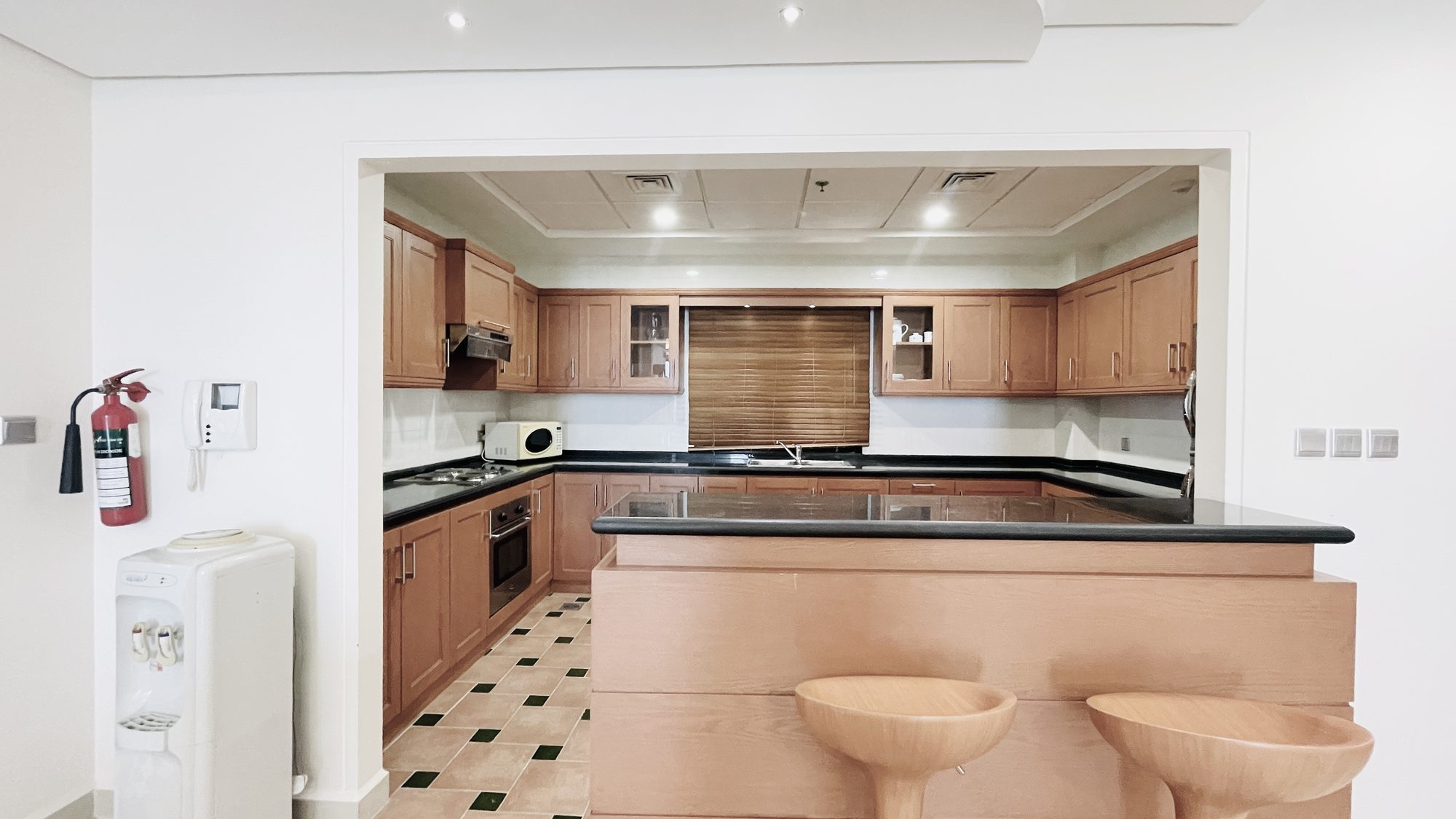 Two Bedroom Apartment with Pool and Gym