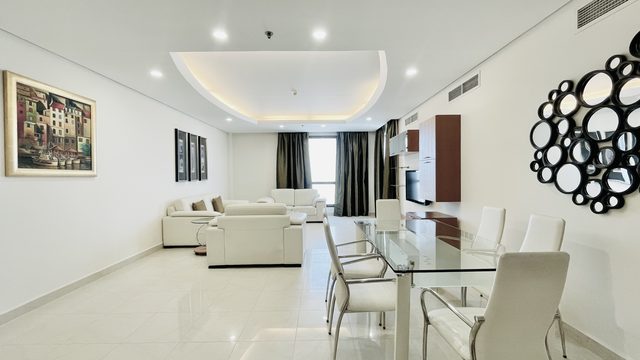 Two Bedroom Apartment with Pool and Gym