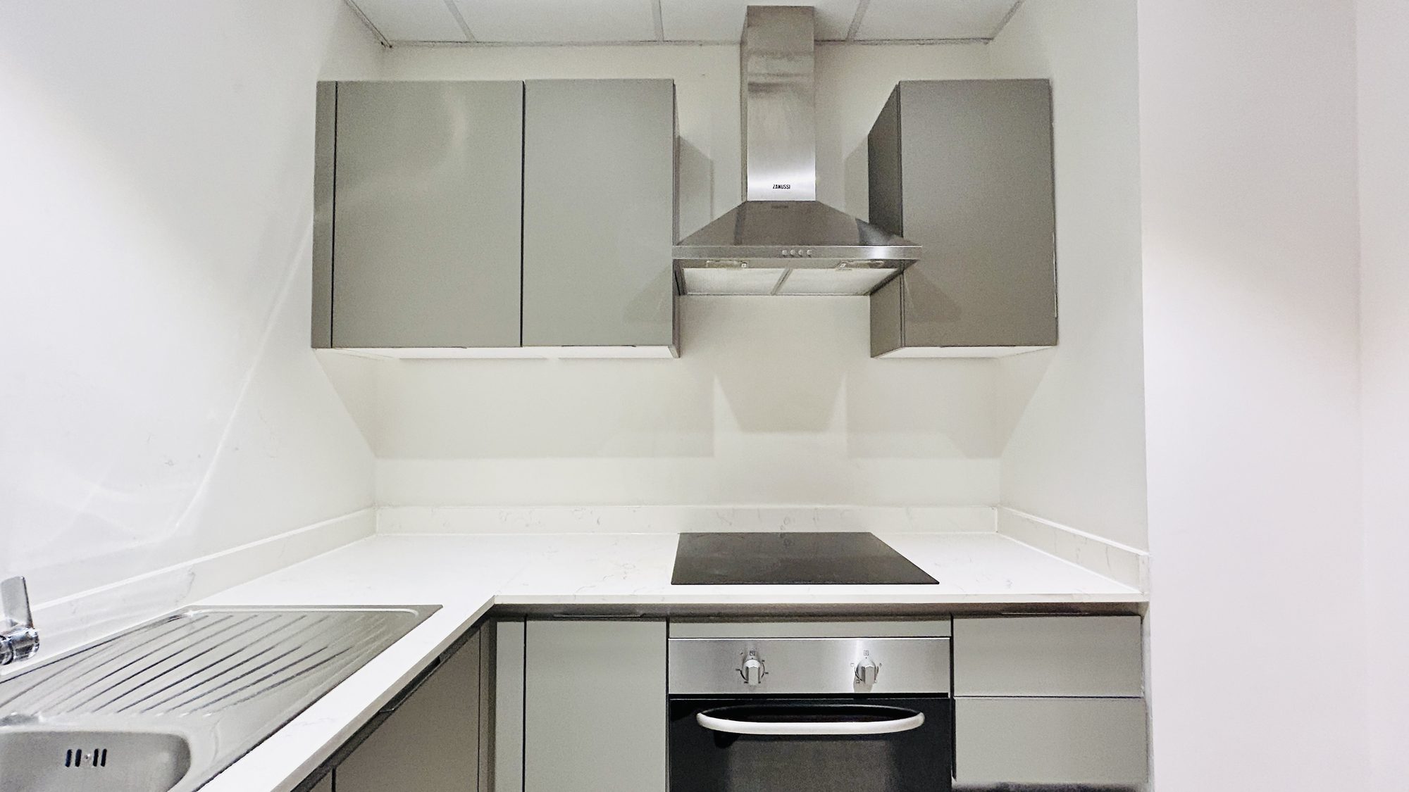 Two-Bedroom Apartment with Three Bathrooms