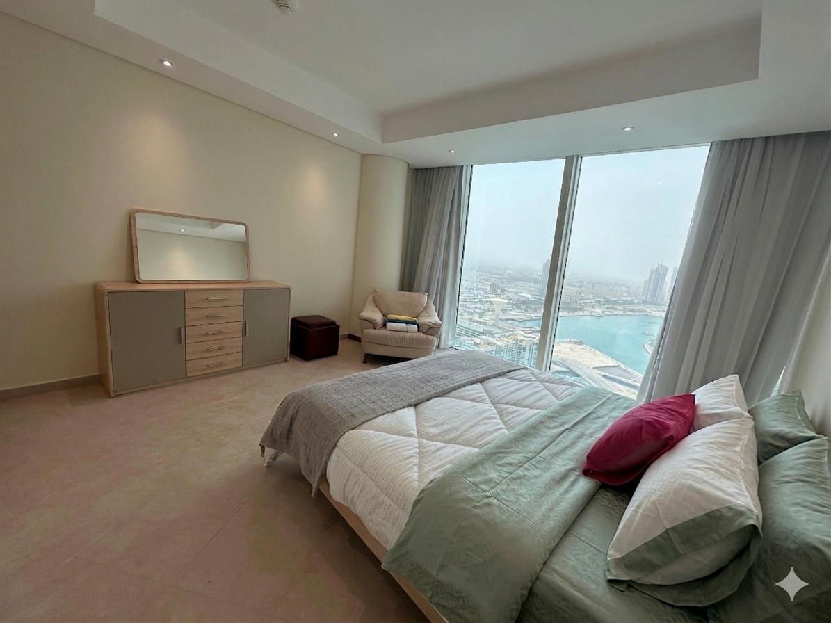 Two-Bedroom Apartment with Three Bathrooms